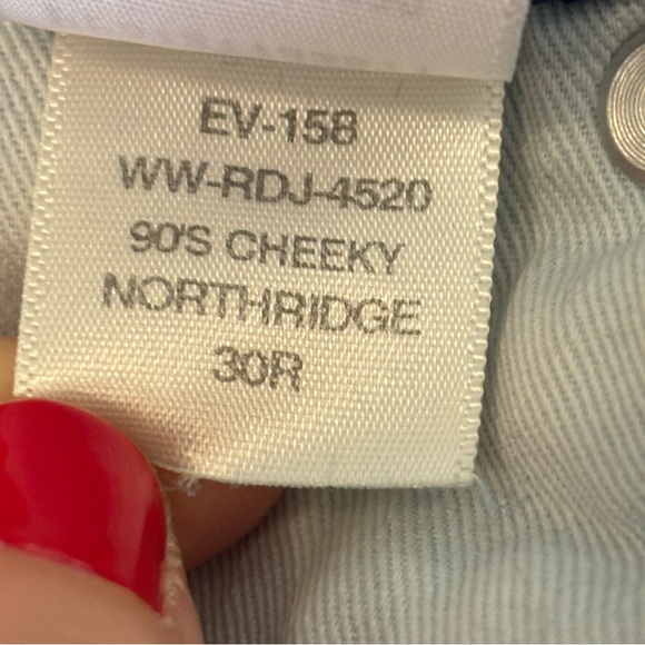 Everlane The 90’s Cheeky Jean - Picture 7 of 10